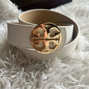 Tory Burch Miller White and Ivory Reversible Belt